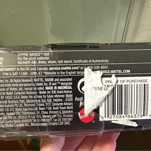 Barbie Basics Doll in Elegant Black - Picture 4 of 5